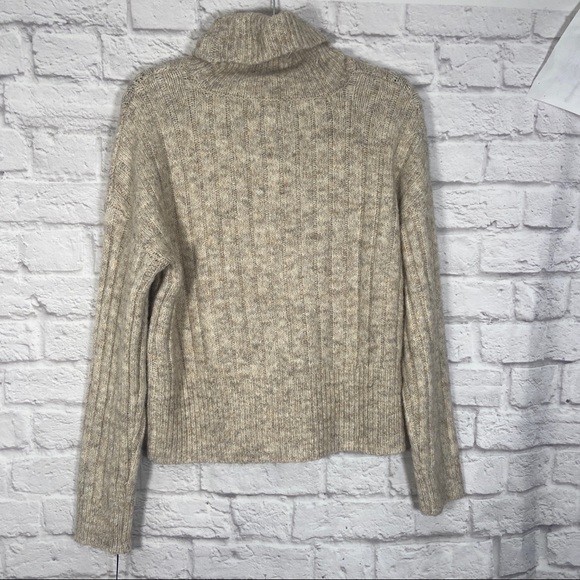 NWT | William Rast Sweater | - Picture 3 of 5